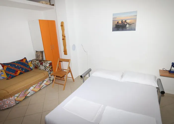 Dugis Studio-no Parking Apartman *